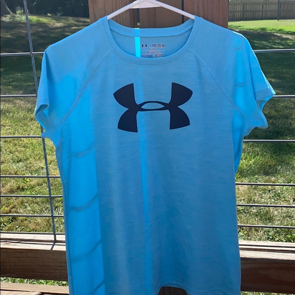 under armour big logo t-shirt